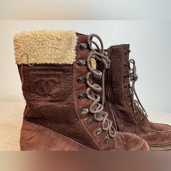 Chanel Winter Fleece and Suede Lace-up Boots - Picture 3 of 9